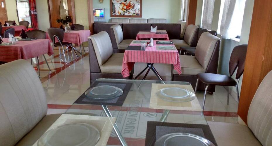 Golden Park Hotel & Resort, Malda 5